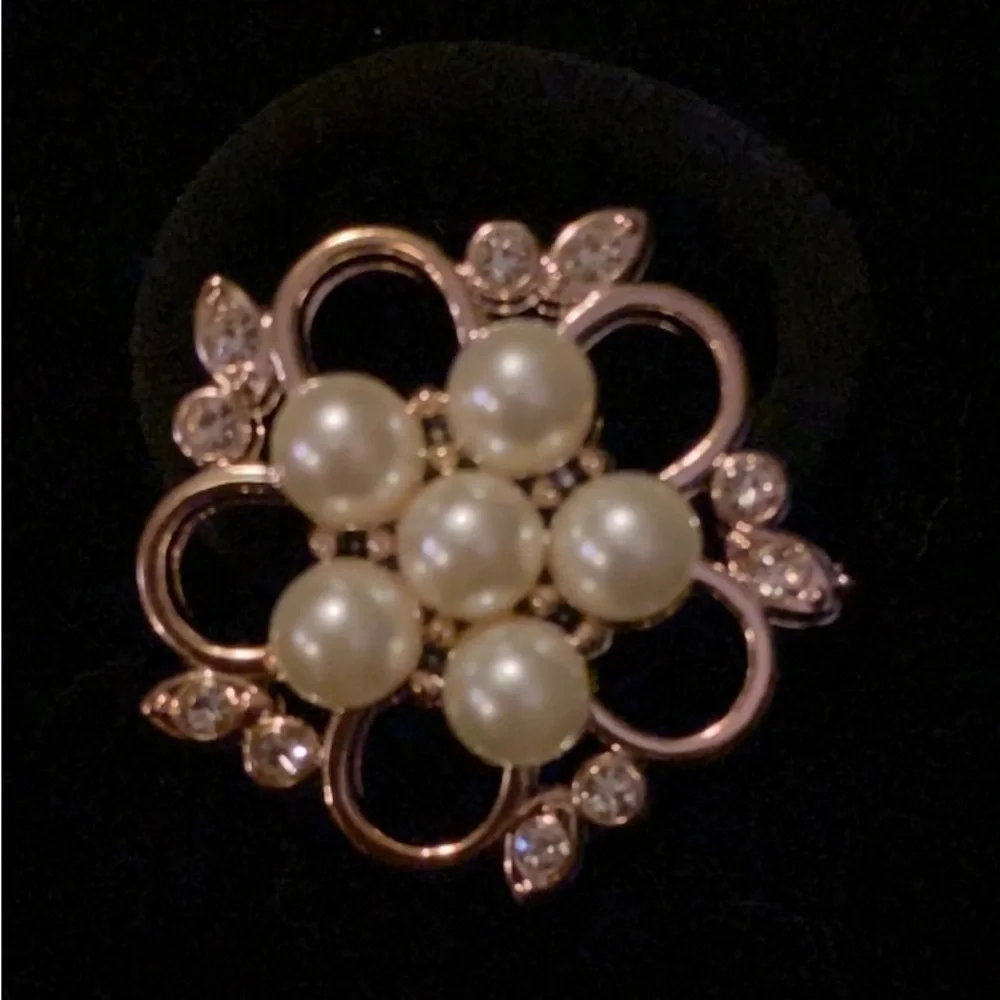 Pearl And Rhinestone Elastic Hair Tie